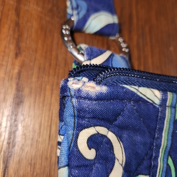 Vera Bradley Crossbody Bag Blue Green Cream 10.5x10.5 - Picture 4 of 9